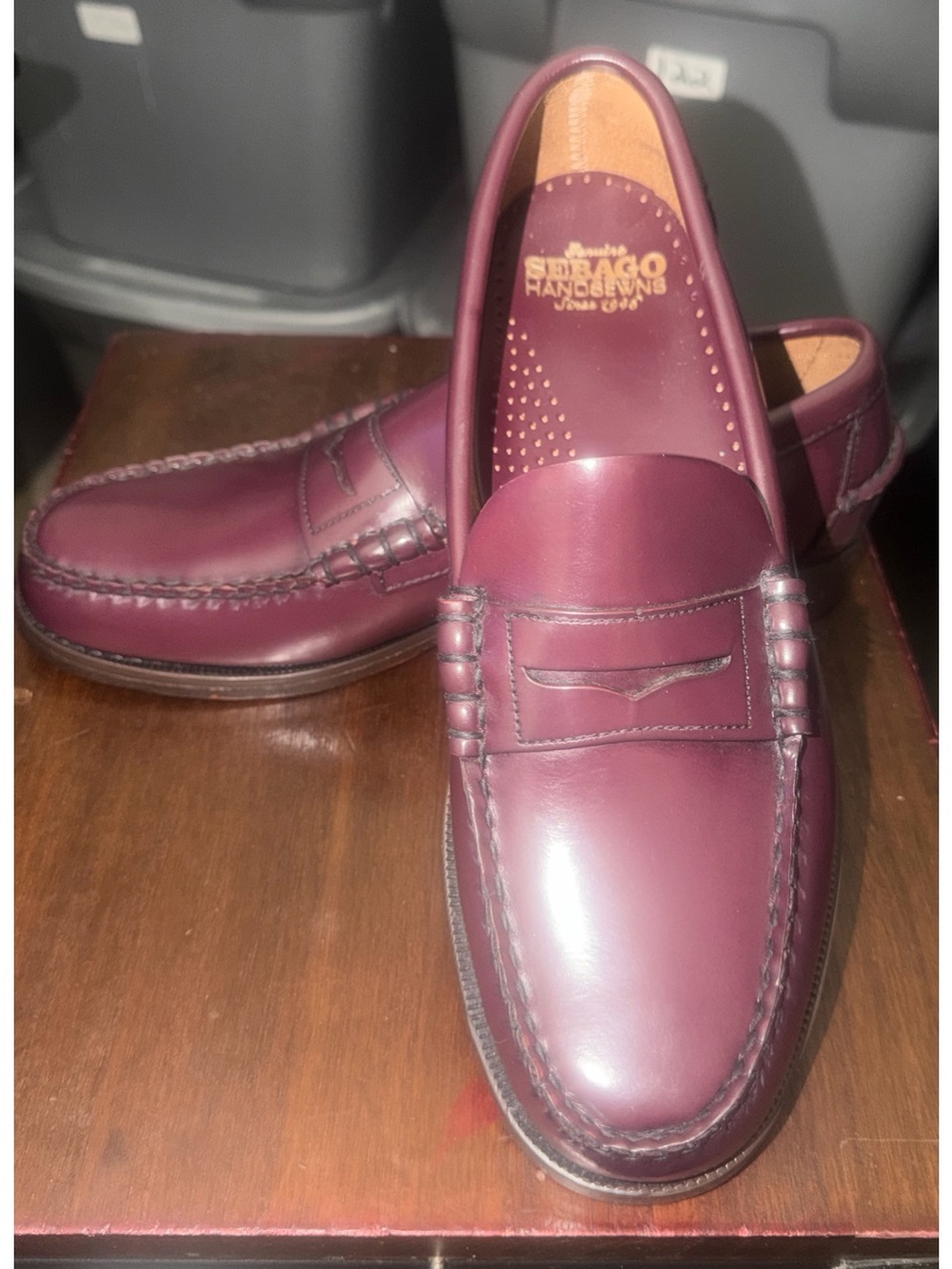 Sebago Handmade  Men's 8.5E  Burgundy Leather Penny Loafers(128)